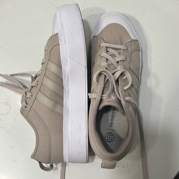 BRAVADA 2.0 PLATFORM SHOES - Picture 3 of 3